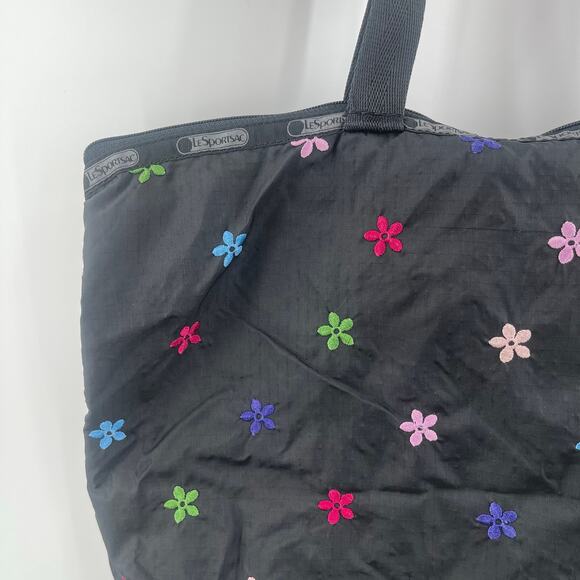 LESPORTSAC Bag Flower Embroidery Black Zipper Tote Lightweight Travel MultiColor - Picture 4 of 16